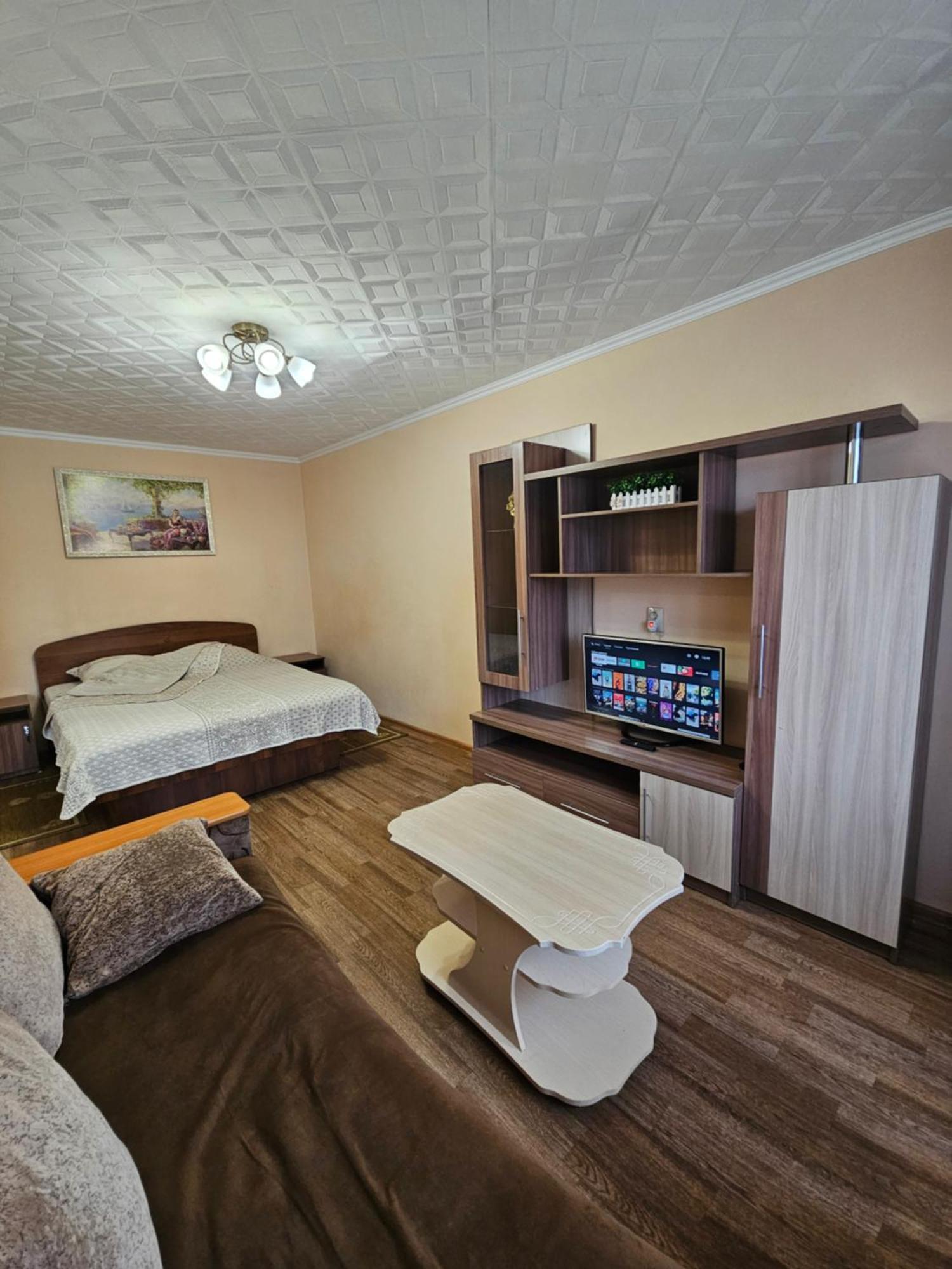 Lux Apartment On Potanina 19 Ustʼ-Kamenogorsk Екстериор снимка